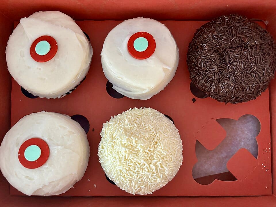 Cupcake Dozen